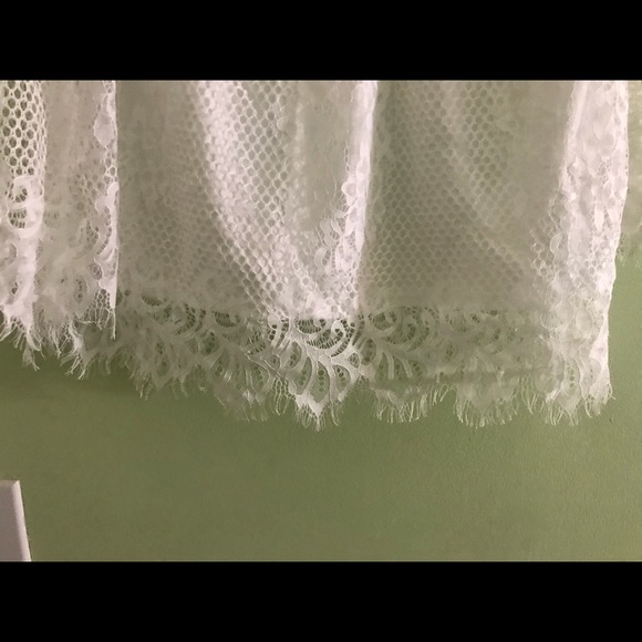 Off the shoulder shirt - Picture 2 of 5